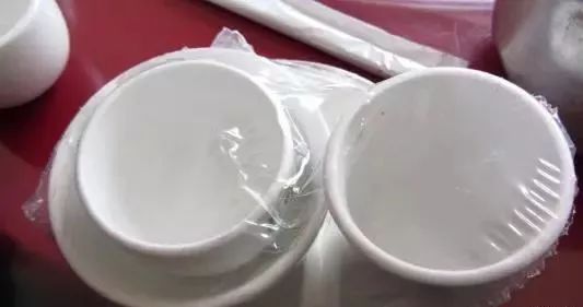 拒绝强制收费!柳州一消费者为6元钱较真,餐厅道歉退款了