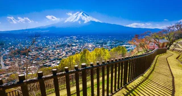 商报旅行家首发日本定制团，共迎烂漫四月天！3月10日说明会开始抢位……