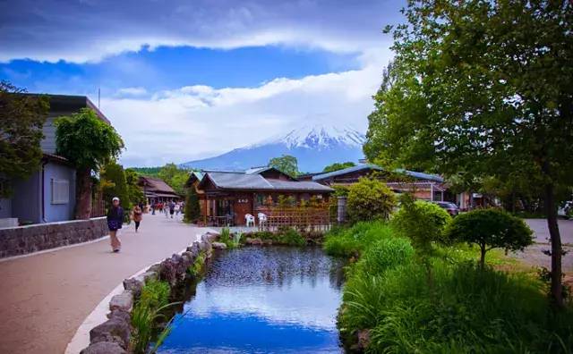 商报旅行家首发日本定制团，共迎烂漫四月天！3月10日说明会开始抢位……