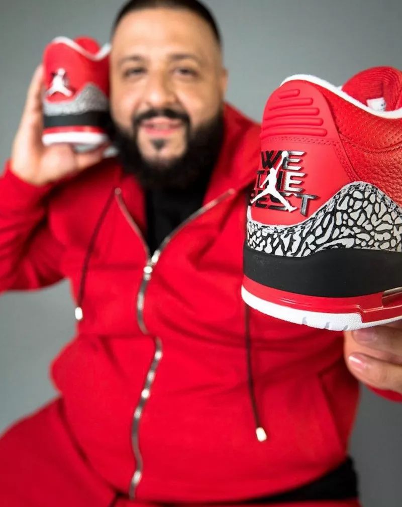 aj1和aj4哪个值得入手,46万的aj4