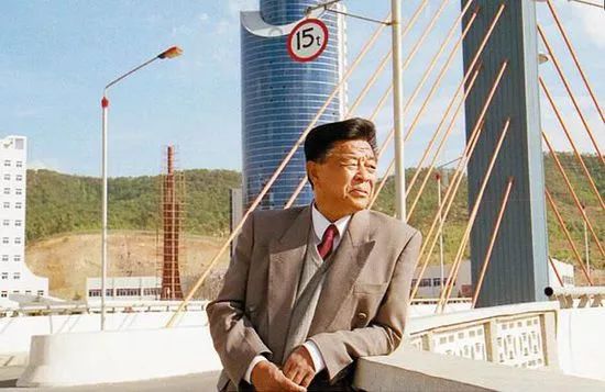 91岁褚时健辞世传奇落幕,褚时健传奇人生