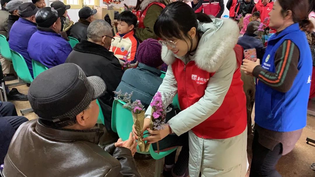 弘扬雷锋精神践行志愿服务,学雷锋志愿服务助力红色精神传承