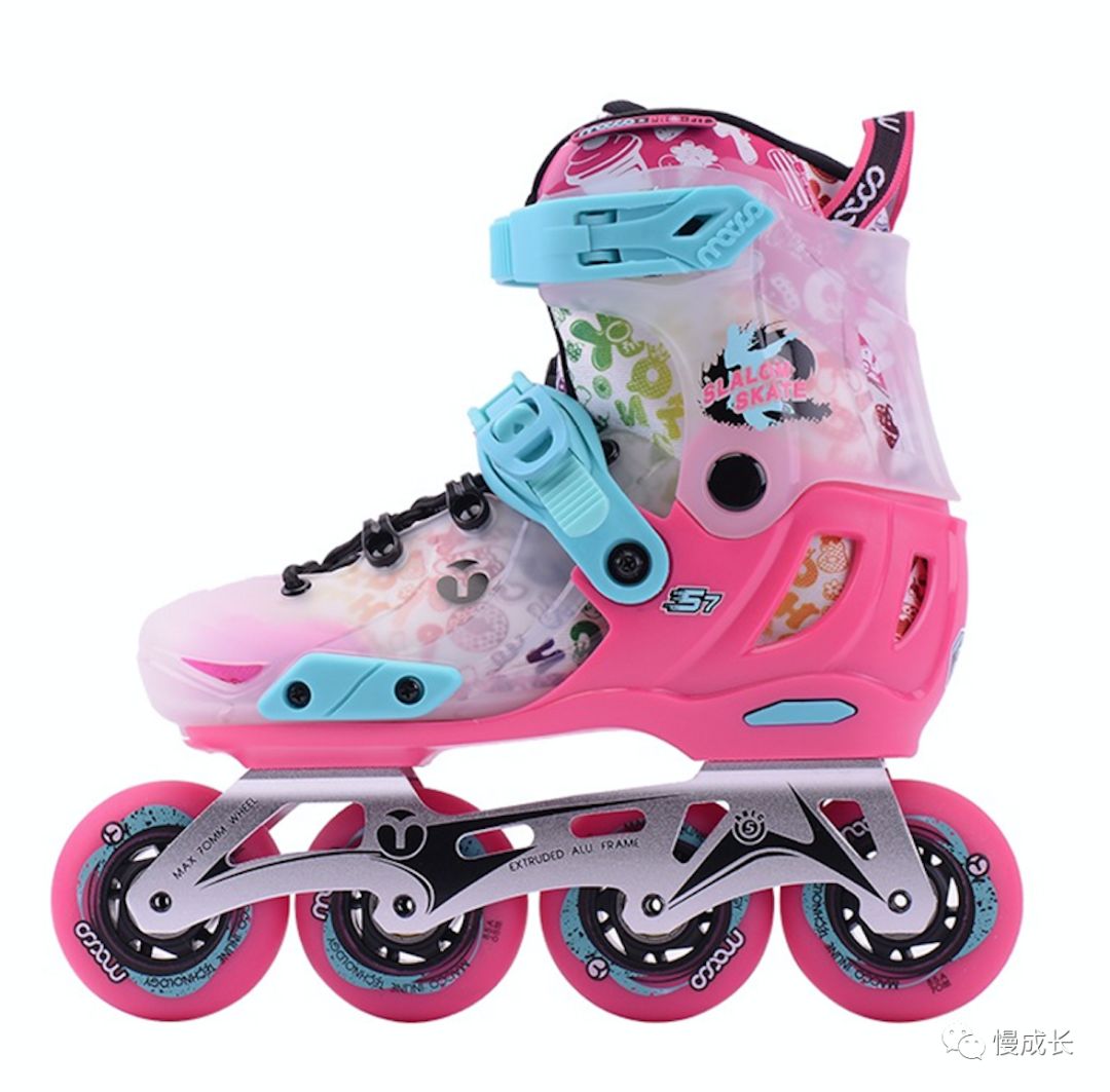 小孩学轮滑有什么好处,孩子学轮滑的好处