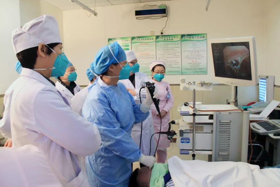 巾帼天使丨敢于担当领跑学科建设铿锵玫瑰留香医院发展