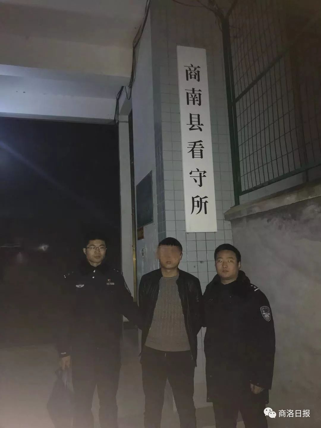 网络赌博斗牛输了40多万报警追回,警方抓斗牛赌博