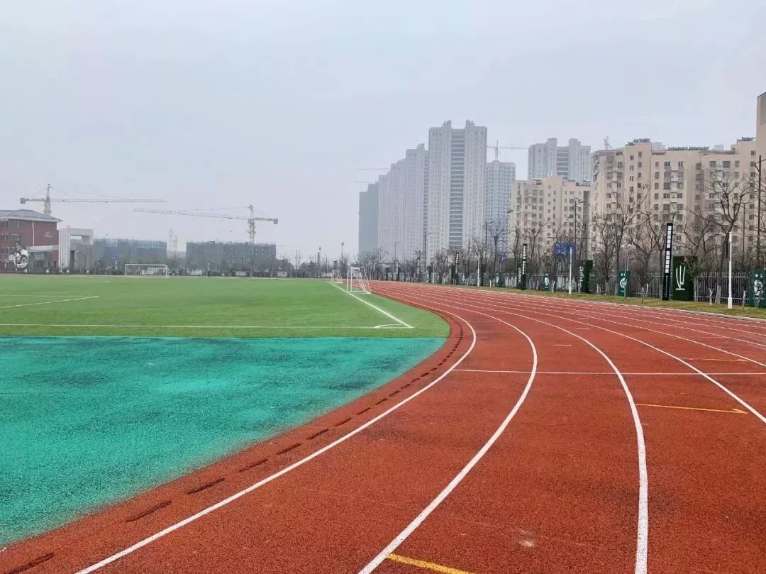 盐城免费运动场,盐城体育运动学校训练场
