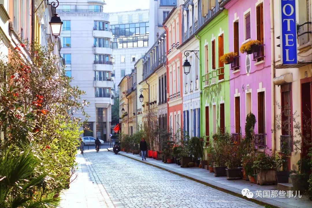 当自家门口变成网红打卡地 (一不小心家门口成了网红打卡地)