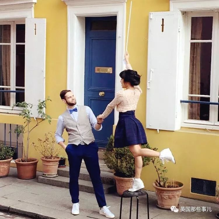 当自家门口变成网红打卡地 (一不小心家门口成了网红打卡地)