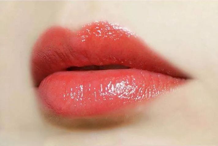 ysl礼盒口红气垫香水,ysl口红香水七夕限定礼盒