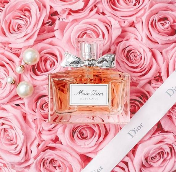 ysl礼盒口红气垫香水,ysl口红香水七夕限定礼盒