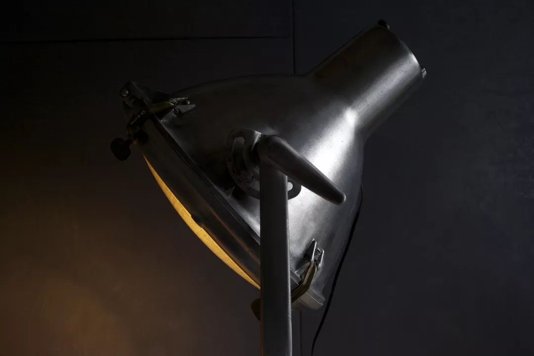 诺亚方舟开进了方所书店，快上船！