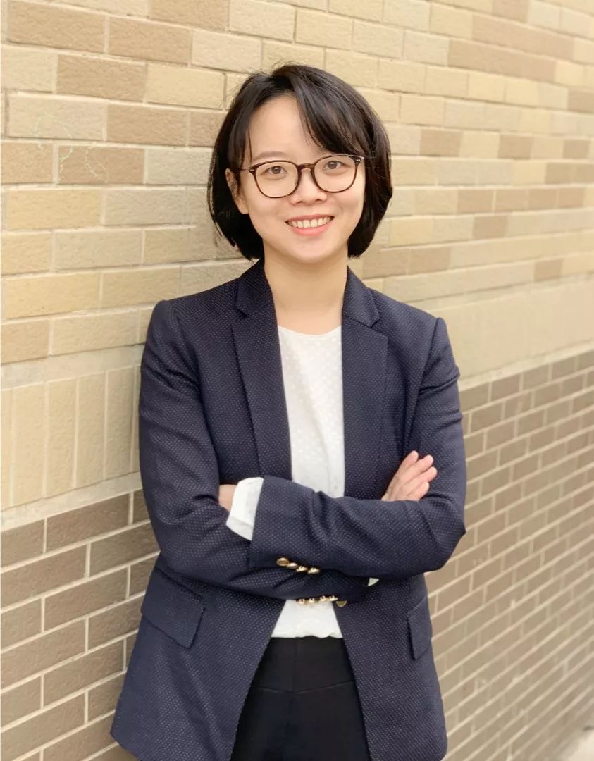 一提纸巾三块钱,一提4包纸巾2.9元