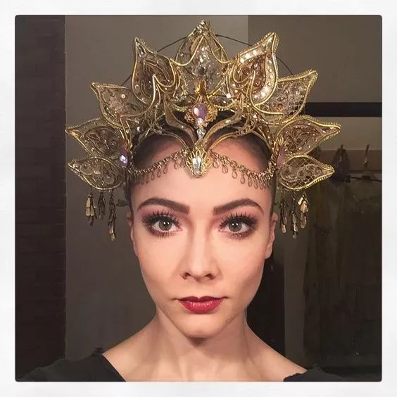 舞者化妆教程视频,专业舞者的表演