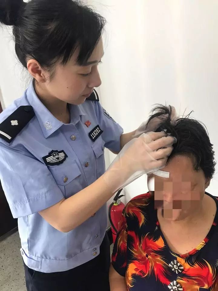 萧山娇小萌妹子,亮出职业惊呆众人!她的工作比《白夜追凶》更震撼