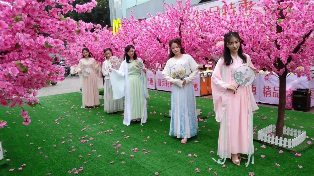 玉林桃花打卡地,玉林附近花海打卡地点推荐