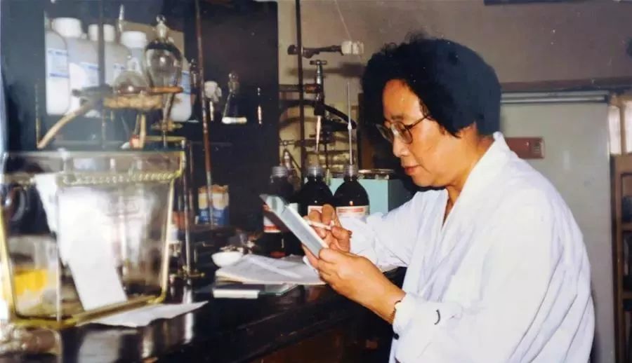 新中国历史上的女性第一|今天，请记住中国故事的女主角