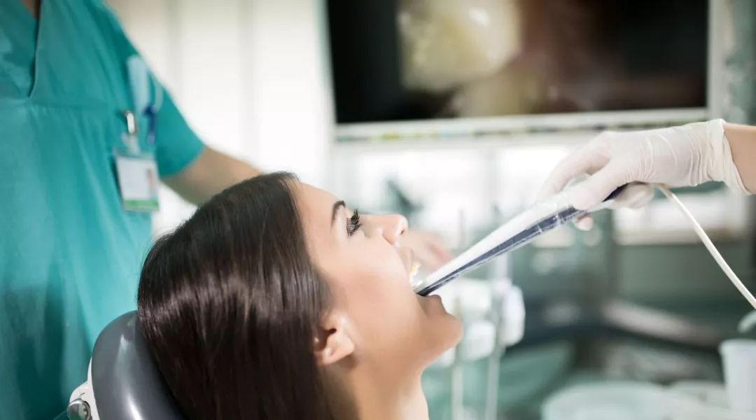 憋屁会导致口臭?听听消化科专家怎么说