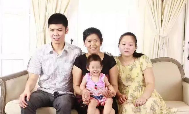 励志！这个洪湖老乡，七岁失明，28岁开了30家连锁店！