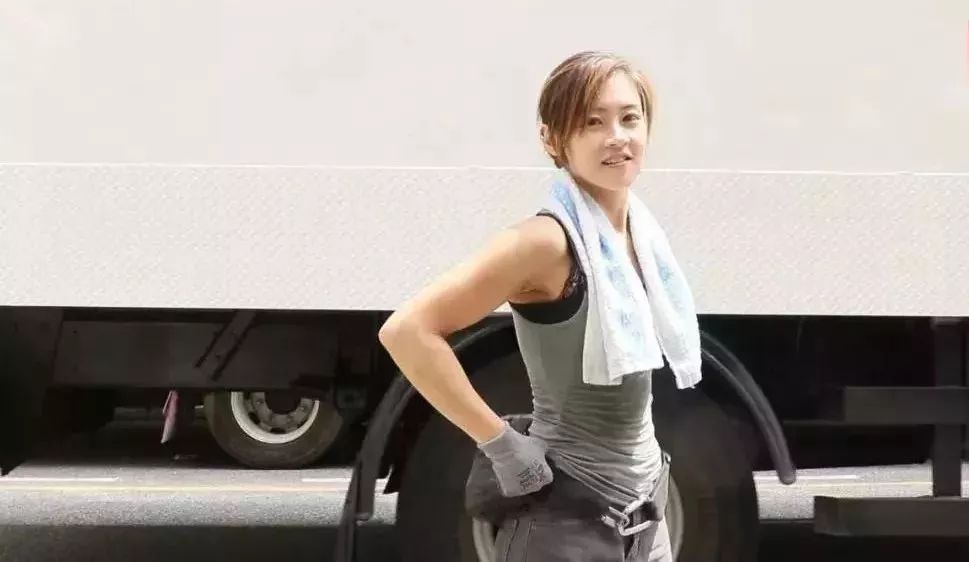 香港罗拉搬运工,香港最美搬运工罗拉