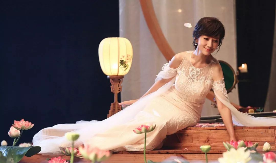 47岁张惠妹瘦照,47岁张惠妹瘦40斤减肥成功案例