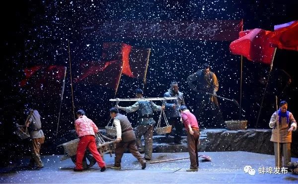 蚌埠建设二型大城市,蚌埠市两个中心如何建设