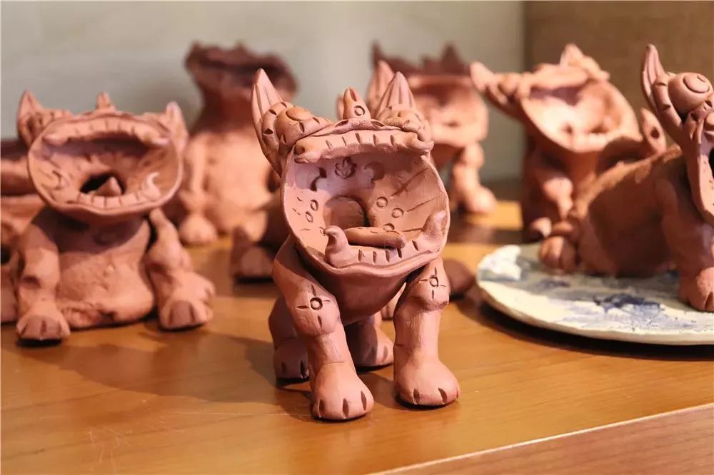 故宫屋顶上的神兽叫什么,故宫屋顶上神兽