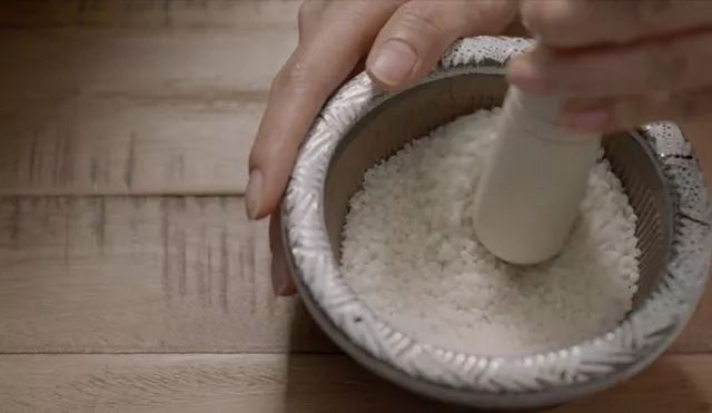 这个新出的茶包洗颜粉颜值超高，抗皱保湿秒变入浴剂被日本妹子抢疯！