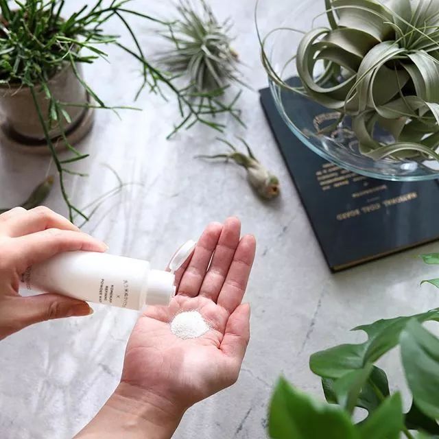 这个新出的茶包洗颜粉颜值超高，抗皱保湿秒变入浴剂被日本妹子抢疯！