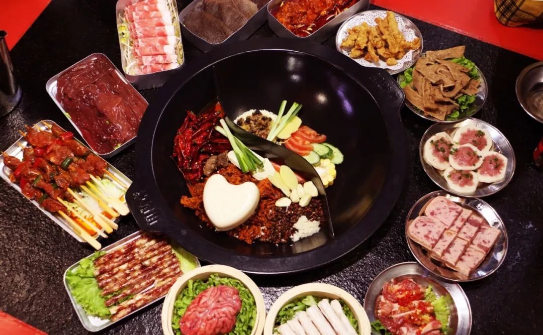 百年老店成都火锅,成都牛排老火锅这次终于能吃上