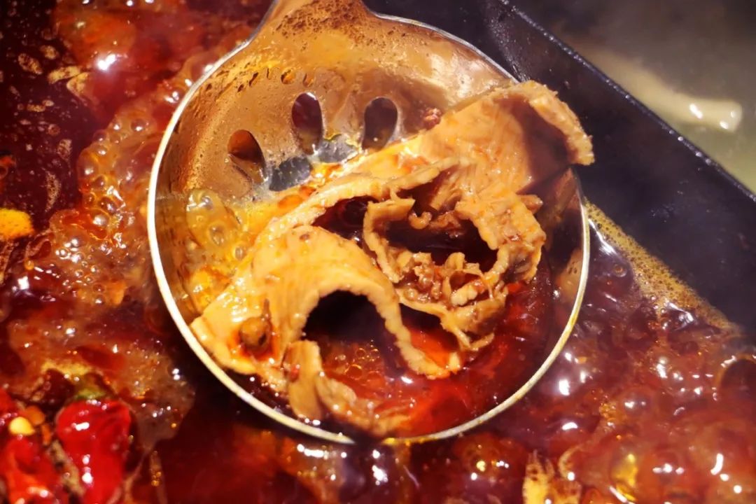 百年老店成都火锅,成都牛排老火锅这次终于能吃上