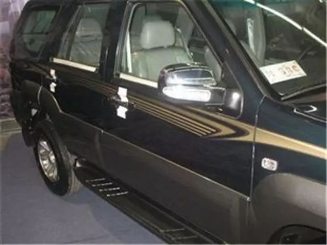 众泰算什么！它才是“山寨”界的扛把子，跟“霸道”只差一个车标