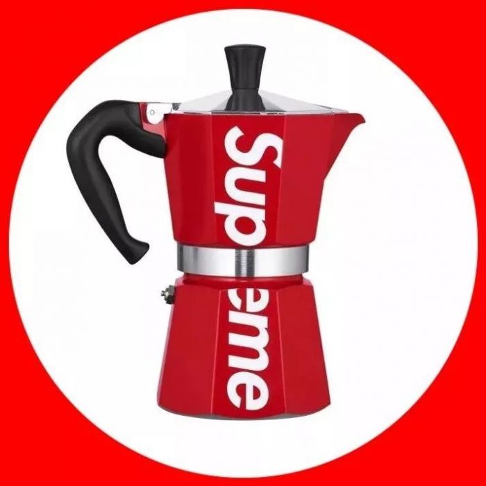 supreme联名的东西都有什么,supreme联名为什么这么贵