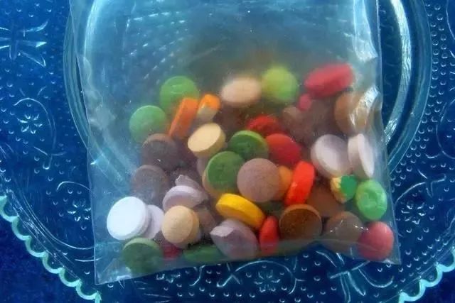 从“亲密药”到“*魂药迷**”,*头丸摇**是如何被人滥用发展成为*品毒**的?