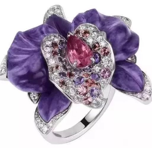 拿破仑最喜欢什么珠宝,拿破仑浪漫首饰