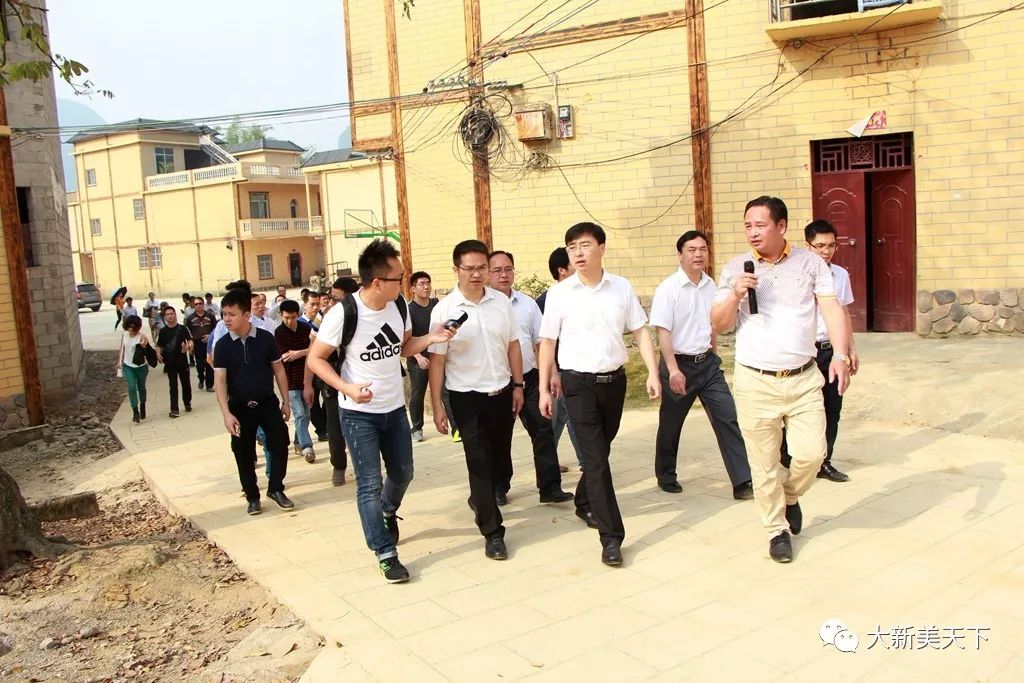 走进亲情深处,走进年味