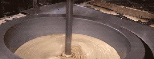 大白兔奶糖流水线包装,大白兔奶糖工厂流水线