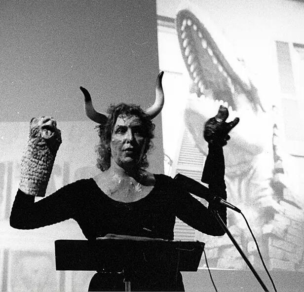 威尼斯金狮奖,卡若琳·史尼曼