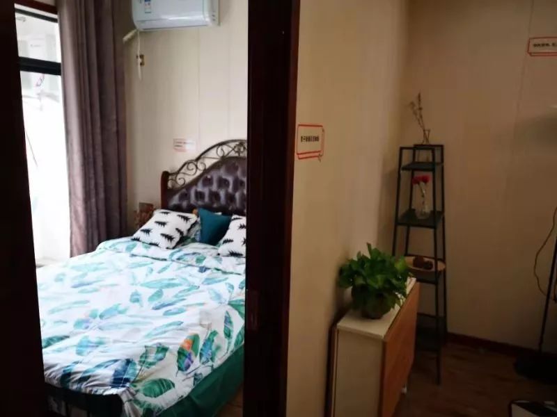 芜湖最性价比高单身公寓,芜湖单身公寓挑高4.5米复式装修