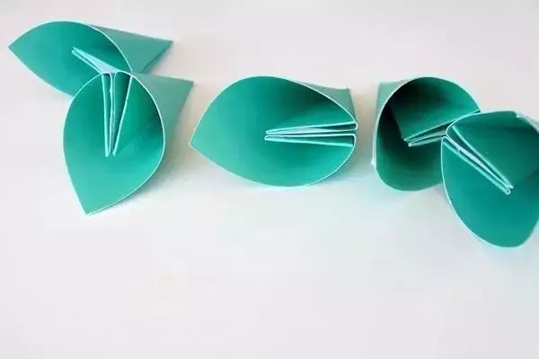 简单手工制作折纸古风花伞,折纸风信子花大全简单又漂亮