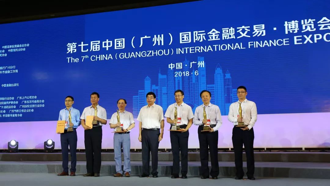 叮咚你有一份礼物请查收文案,叮咚你有一封邀请函完整版