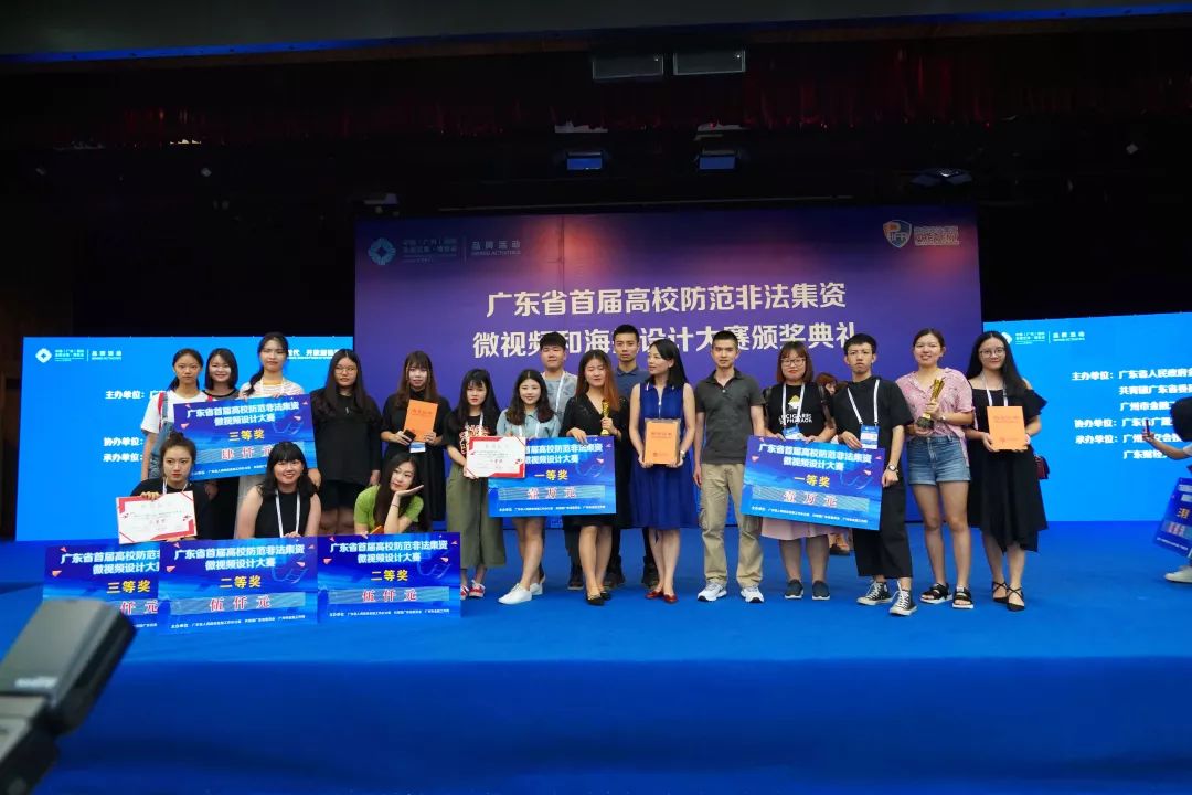 叮咚你有一份礼物请查收文案,叮咚你有一封邀请函完整版