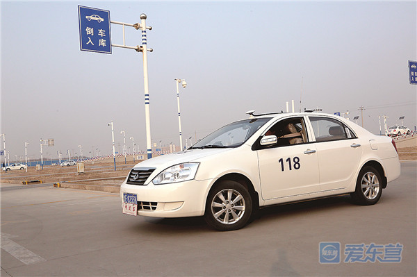 东营驾校考b2证有几家,东营驾校b2报名价格表