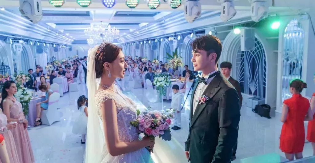 穿59块Zara就能捞到高富帅我竟然被这个拜金女圈粉了！