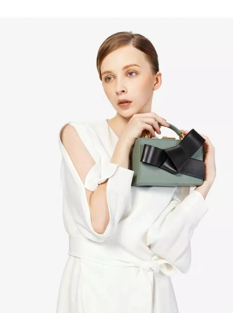 小ck包包追光春款,小ck春夏经典包包