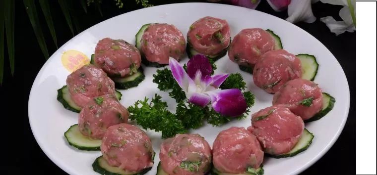 老板不想赚了！东葛路这家火锅套票只要9.9元，还送购物卡！