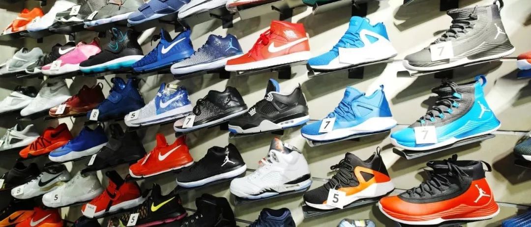 别去香港买鞋了!一条街都是假货,不少海南人中招!