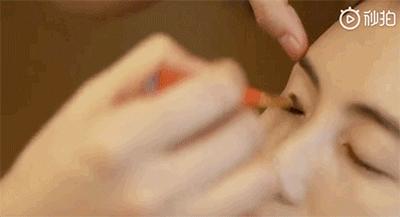 张柏芝的美妆,张柏芝选择了比较自然的妆容