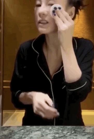 张柏芝的美妆,张柏芝选择了比较自然的妆容