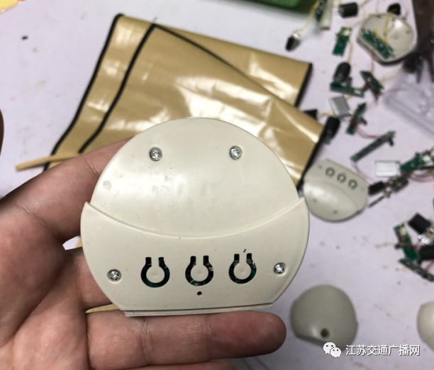 警方查出来的假货弄哪里去了,大家觉得哪些假货要抓