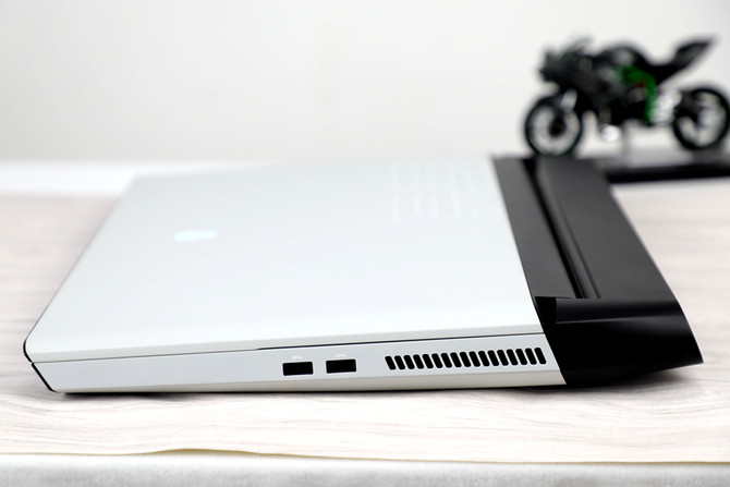 alienwarearea51m,alienwarearea-51涓绘満鎬ц兘鎺掕